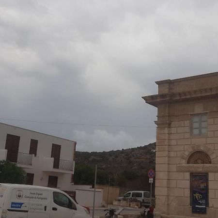 Casa Vacanza Spiaggia Praia Favignana Esterno foto