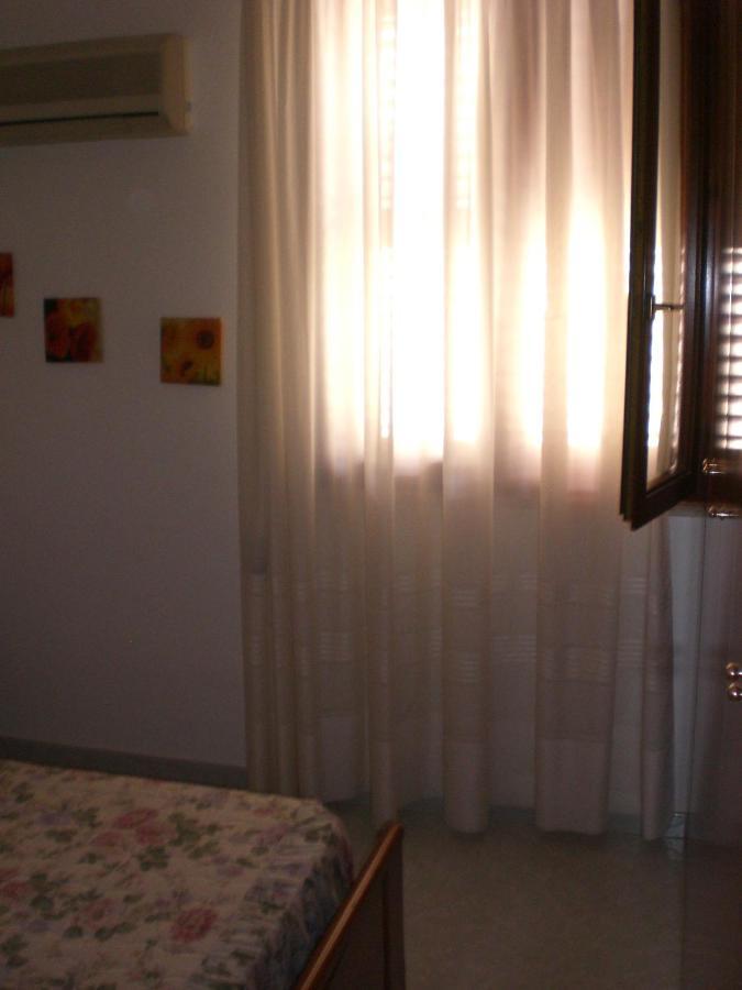 Casa Vacanza Spiaggia Praia Favignana Esterno foto