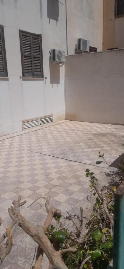 Casa Vacanza Spiaggia Praia Favignana Esterno foto