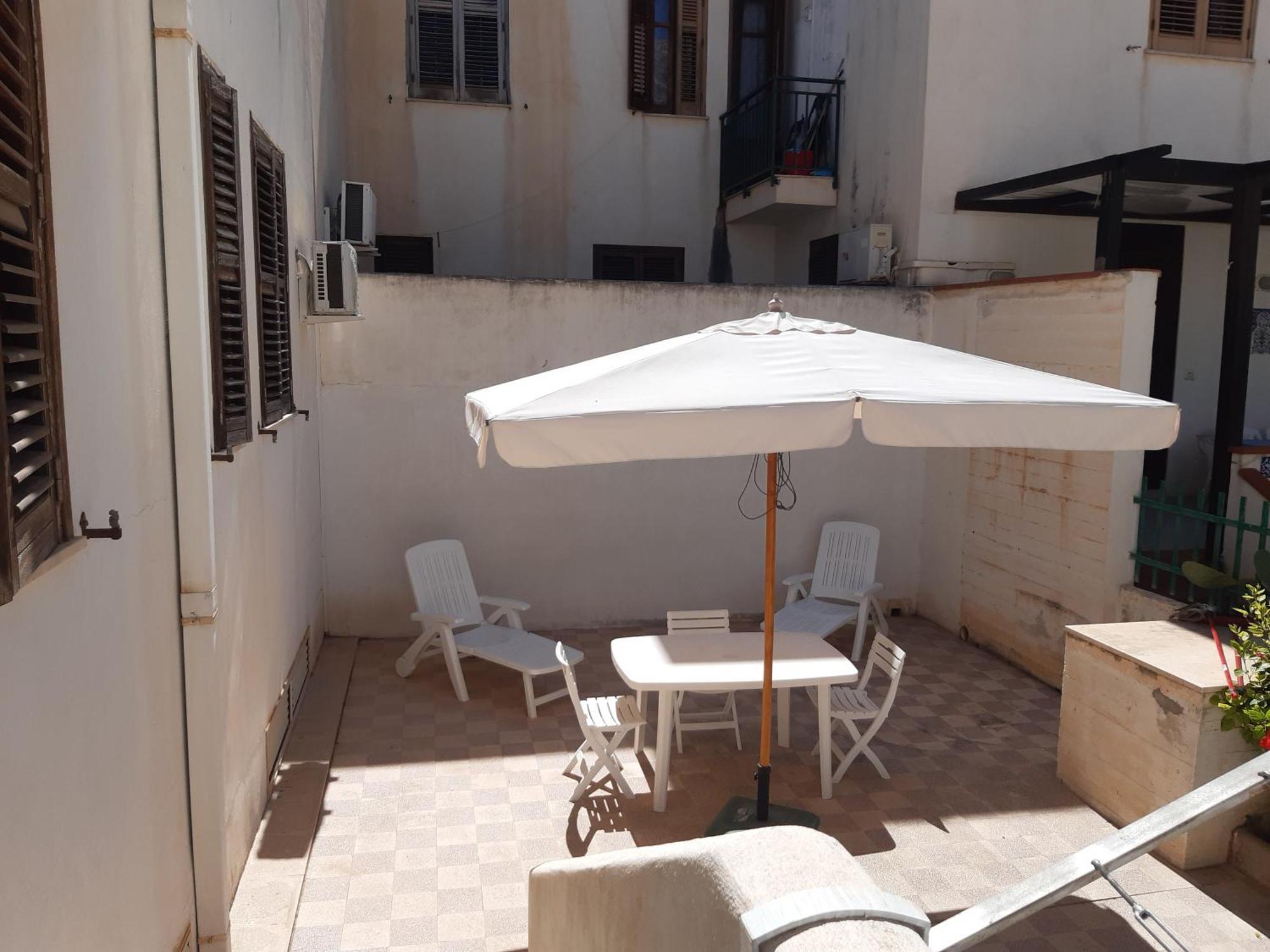 Casa Vacanza Spiaggia Praia Favignana Esterno foto